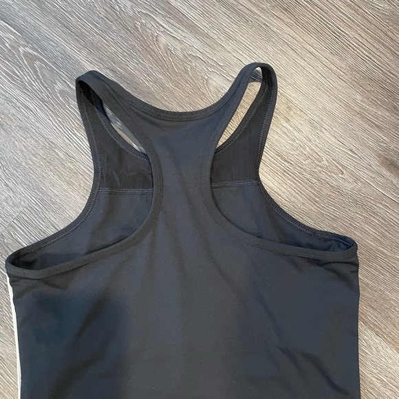 2 for $15👟 Fabletics Neve Tank - Picture 4 of 5